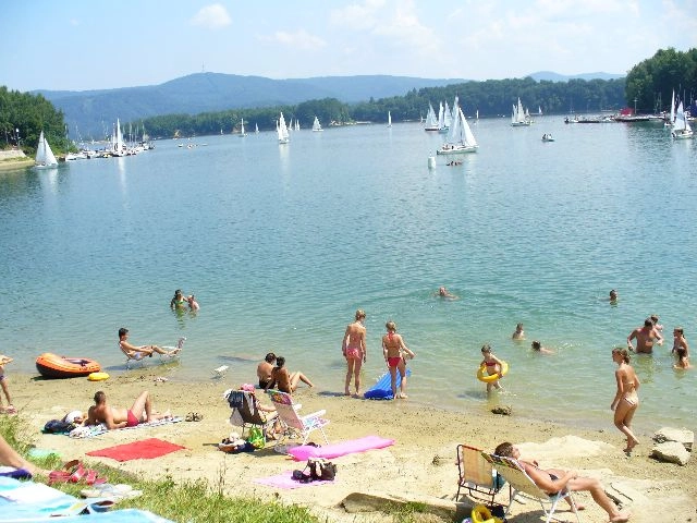 Cypel. Pole biwakowe - zdjęcie 2