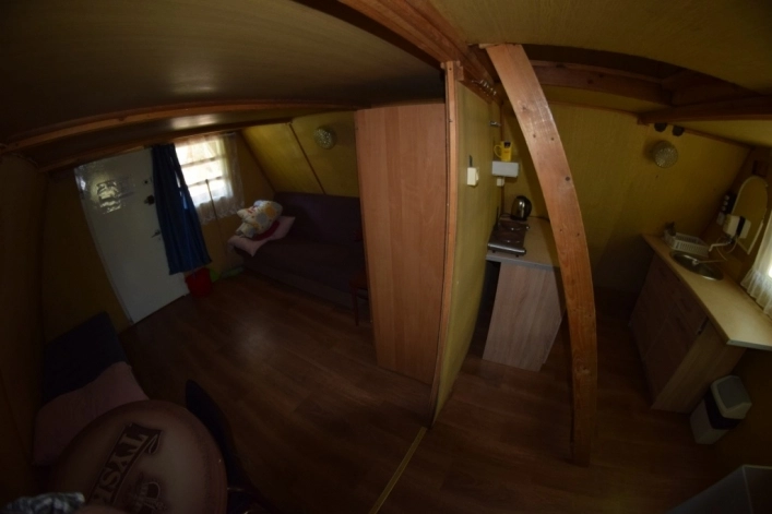 CAMPING TRAMP - zdjęcie 3