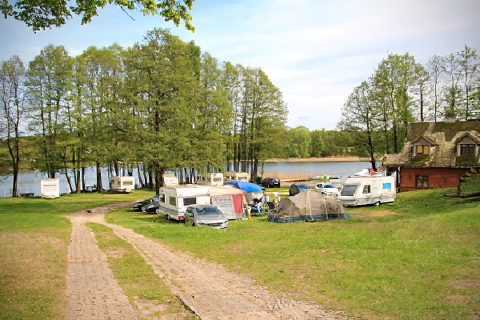 Ostoja Stara Baśń, Camping 100