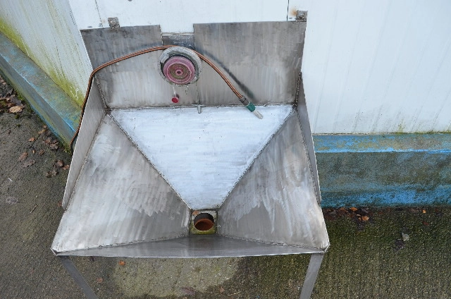 Miejscówka 307 - Kołobrzeg - punkt obsługi kampera - zdjęcie 9