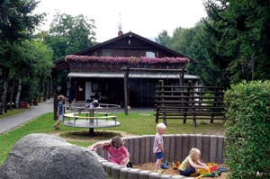  Nibelungen-Camping am Schwimmbad - zdjęcie 1