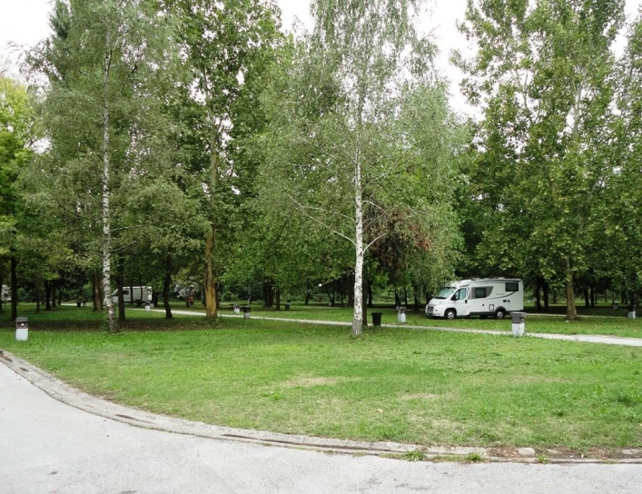 Plitvice Zagreb Camping - zdjęcie 1