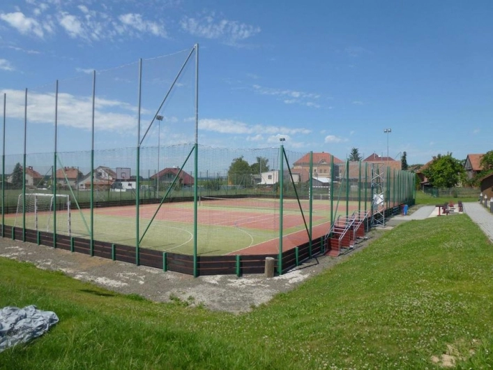 CAMP Lodin - zdjęcie 1