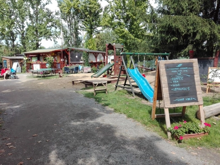 Camp Zizkov - zdjęcie 3