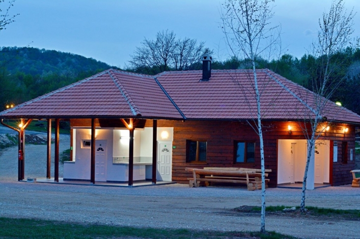 Autocamp Korita