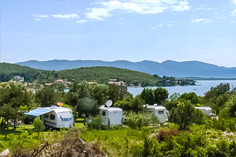 Camp Lupis