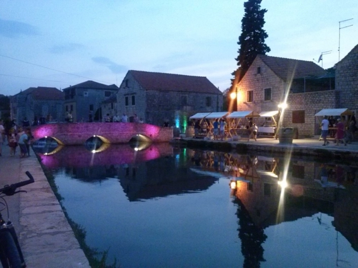 Camp Nudist - zdjęcie 3