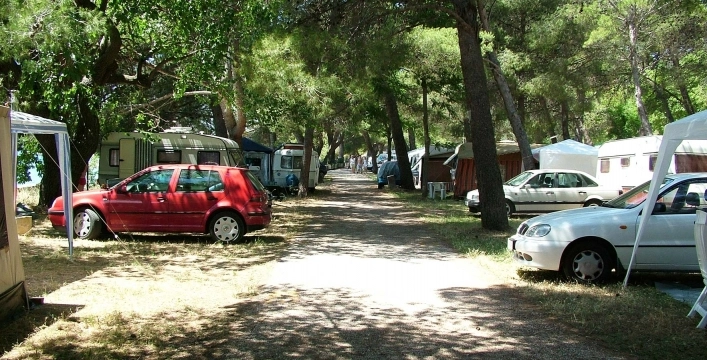 Camping Dardin - zdjęcie 2