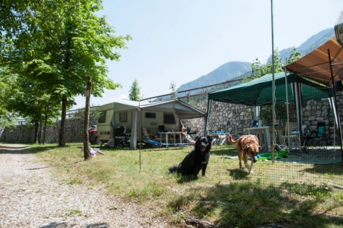 Campeggio Lago di Tenno - zdjęcie 1