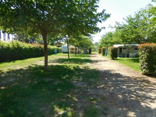 zobacz camping - zdjęcie 1