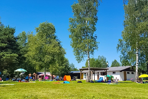 Bade- und Campingplatz Perwang am Grabensee