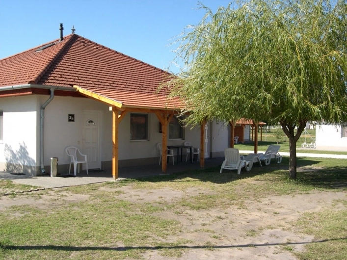 Apartmanpark és Kemping - Cegléd - zdjęcie 1