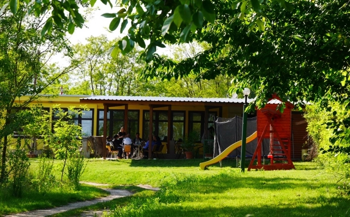 Camping-Eldorado Beled Kft - zdjęcie 1