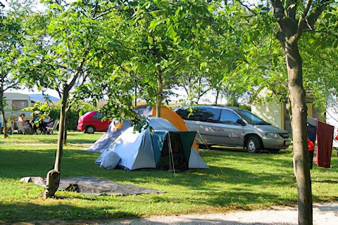 Diós Camping