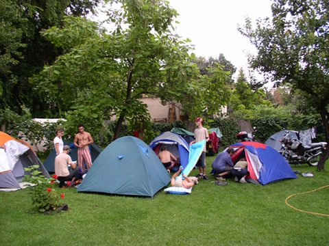 Bikercamp Camping in the center of Budapest - zdjęcie 3