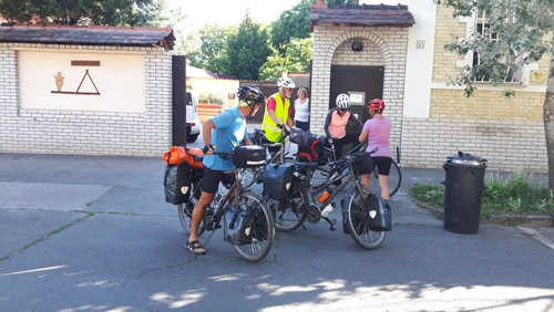 Bikercamp Camping in the center of Budapest - zdjęcie 1