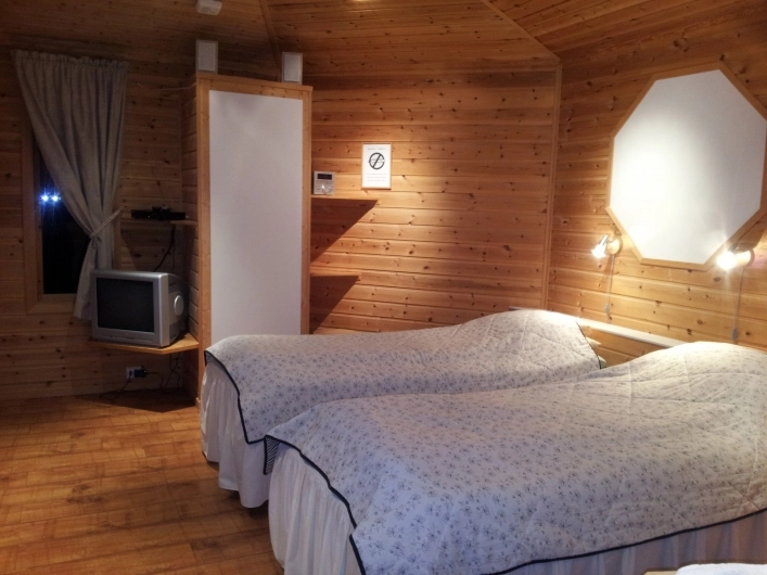 Arctic FjordCamp - zdjęcie 4