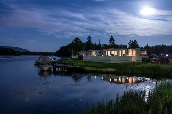 Barnas Camping - Teksten - zdjęcie 3