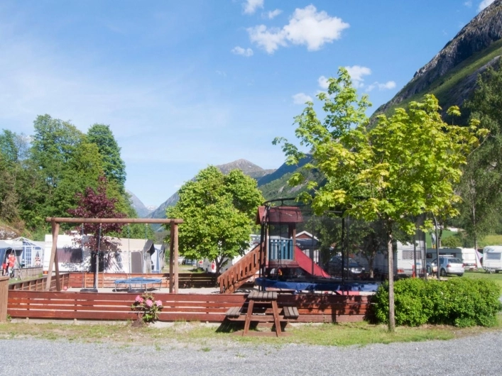 zobacz camping - zdjęcie 1