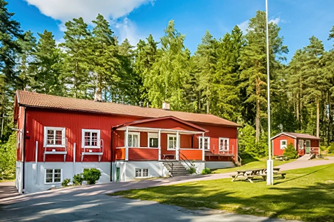 Enköping Camping, Stugor & Vandrarhem Bredsand