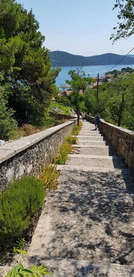 Bezpłatny parking Tisno Croatia - zdjęcie 5