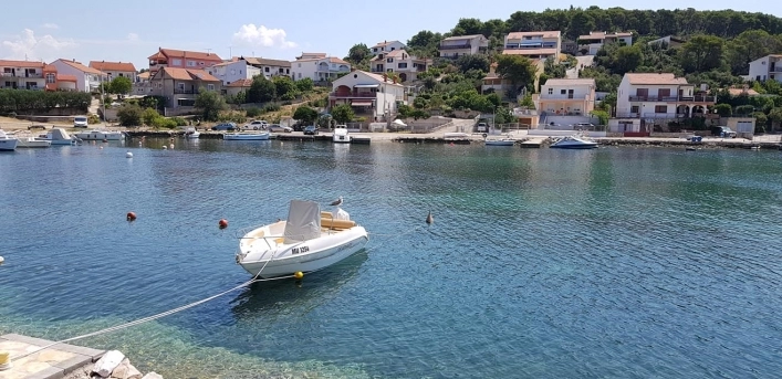 Bezpłatny parking Tisno Croatia - zdjęcie 12