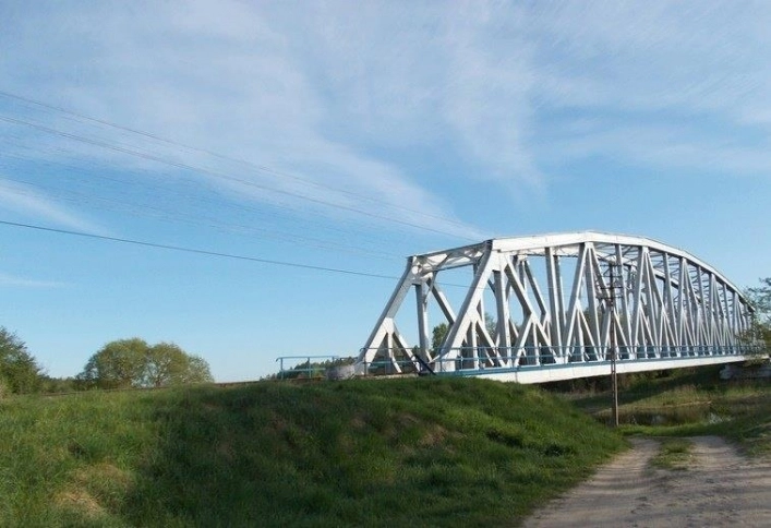 Punkt widokowy Biebrzańskiego Parku Narodowego nad rzeką Biebrz - zdjęcie 2