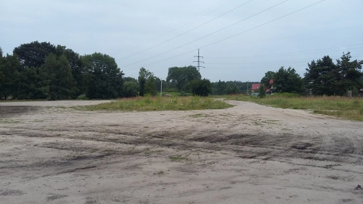  Pogoria IV ogromny parking usytuowany obok zbiornika wodnego - zdjęcie 4