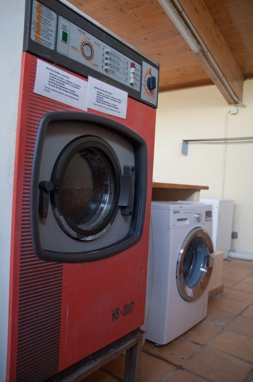 Camping Besalu - zdjęcie 3