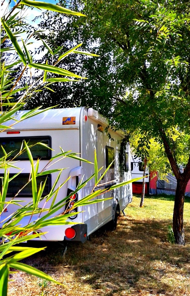 Camping Entrerrobles - zdjęcie 1