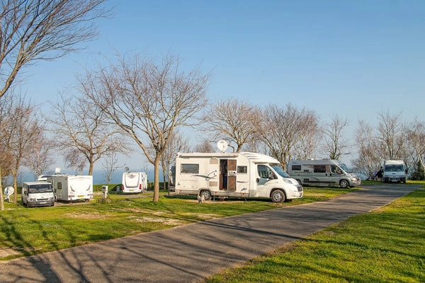 zobacz camping - zdjęcie 2