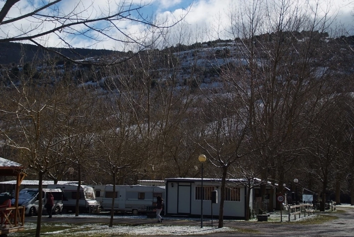 Camping los Cameros - zdjęcie 1