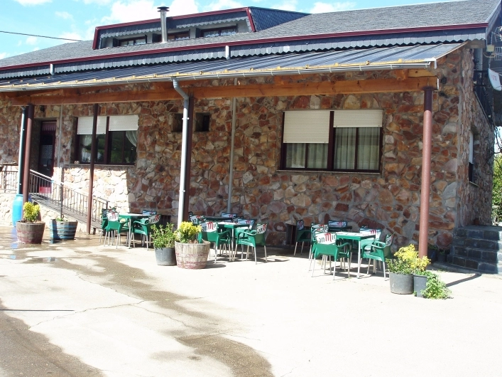 CAMPING RIVERA DEL CUA - zdjęcie 1