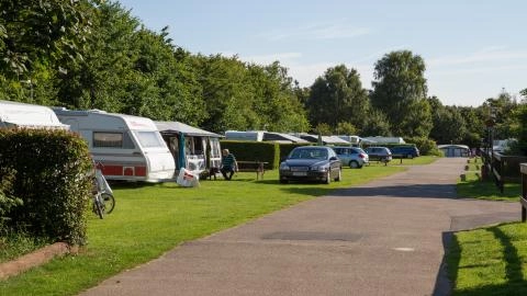 zobacz camping - zdjęcie 1