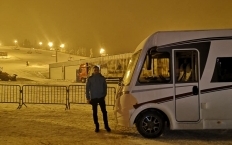 Parking przy kasach wyciągowych - Białka Tatrzańska - zdjęcie 0