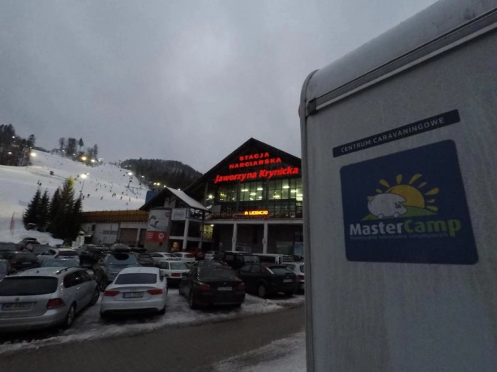 Parking przy wyciągu gondolowym - Jaworzyna Krynicka - zdjęcie 2