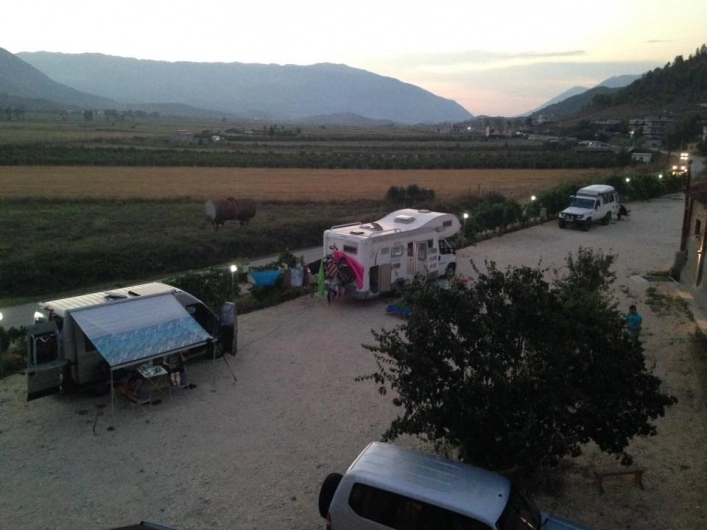 Camping Gjirokaster - zdjęcie 1