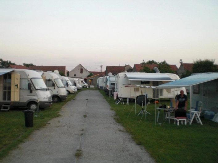 Camping Aurel Vlaicu - zdjęcie 2