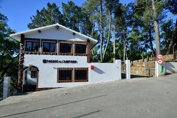 Parque de Campismo Municipal de Pedrógão Grande - zdjęcie 3