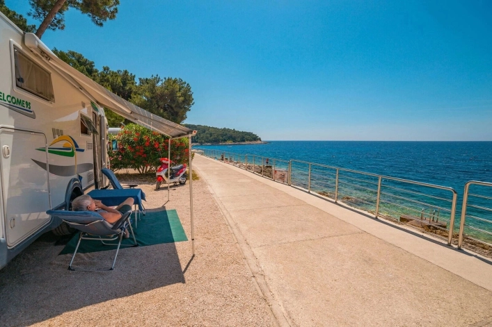 Kemping Čikat - zdjęcie 1