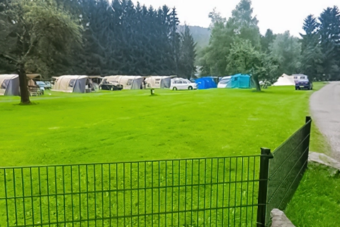 Camping les Pommiers