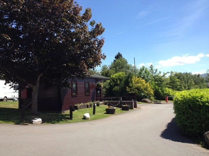 Bishop's Meadow Carav. Park - zdjęcie 4