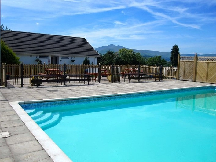 Bishop's Meadow Carav. Park - zdjęcie 1