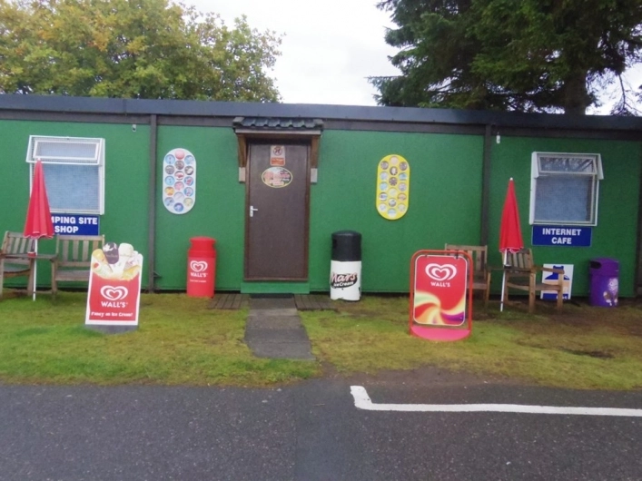 Bught Caravan Park - zdjęcie 3