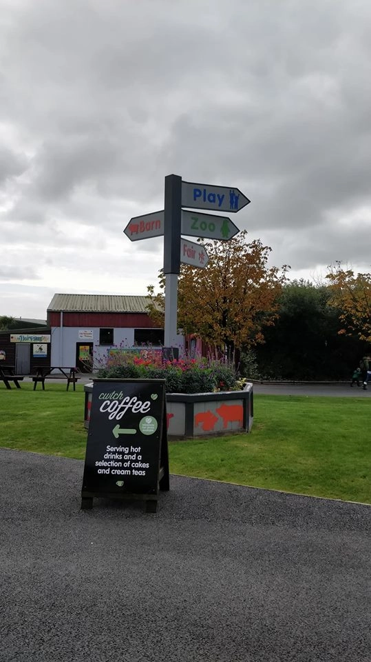 Caerfai Bay Car. & Tent Park - zdjęcie 1