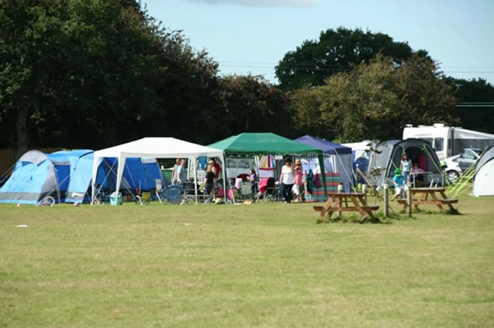 Chestnut Meadow Camping & Caravan Park - zdjęcie 1