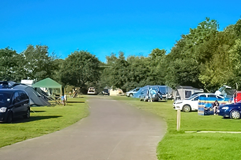 Chestnut Meadow Camping & Caravan Park