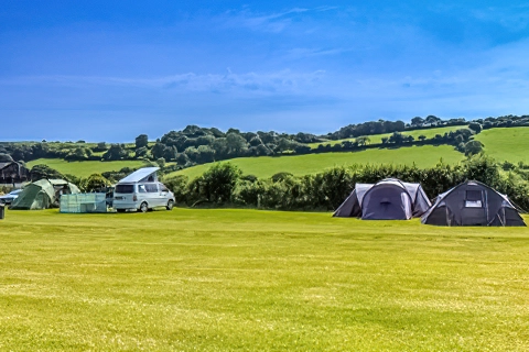 Court Farm Caravan and Camping