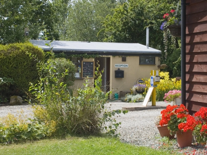 Daisy Bank Touring Park - zdjęcie 3