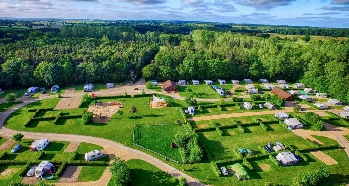 Deer's Glade Caravan & Camping Park - zdjęcie 3